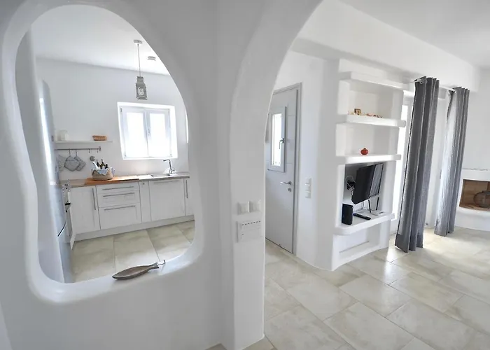 Limani Paros Villa *